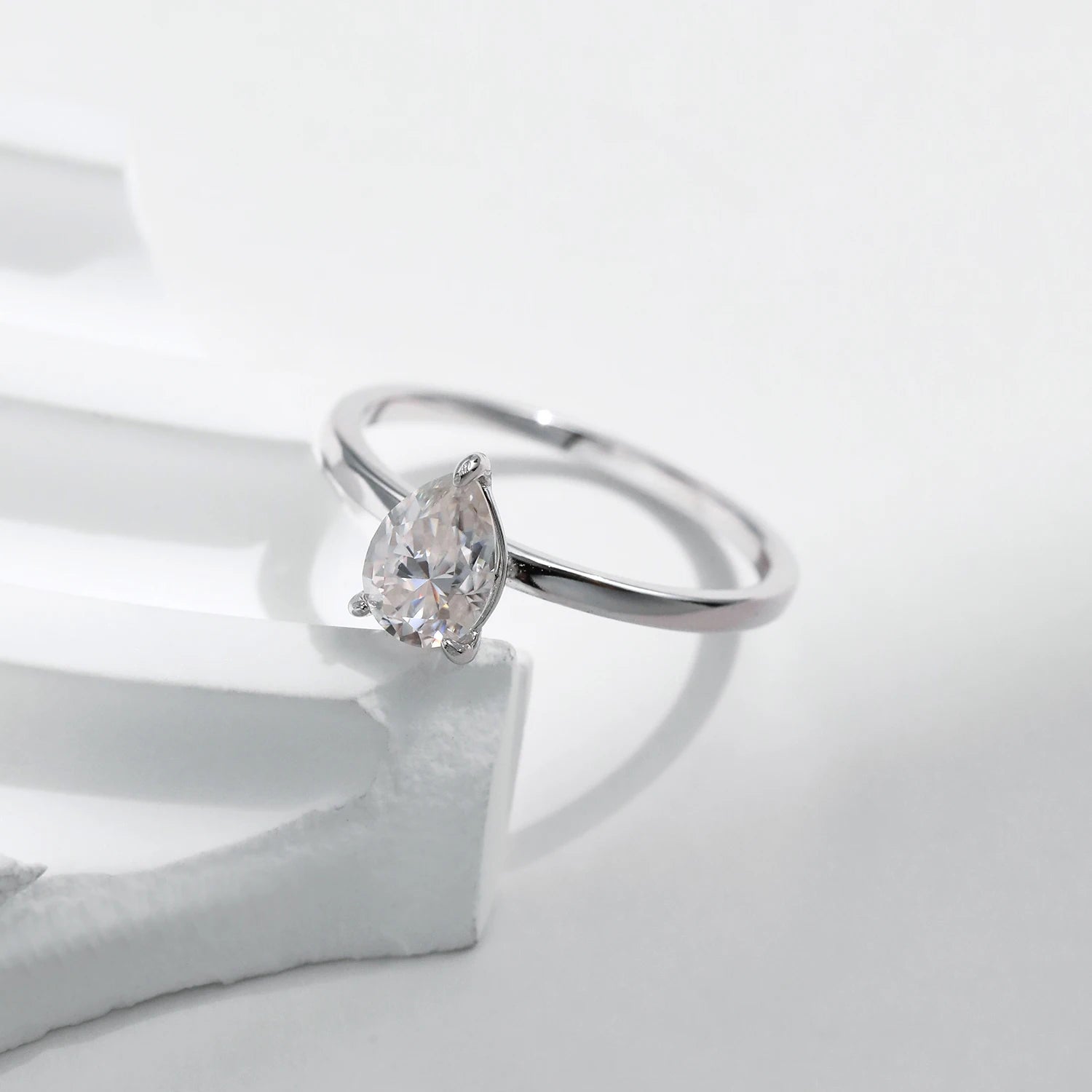 MODIAN D Color Pear Cut Moissanite Ring 925 Sterling Silver Water Drop Lab Diamond Wedding Rings For Women Wedding Fine Jewelry
